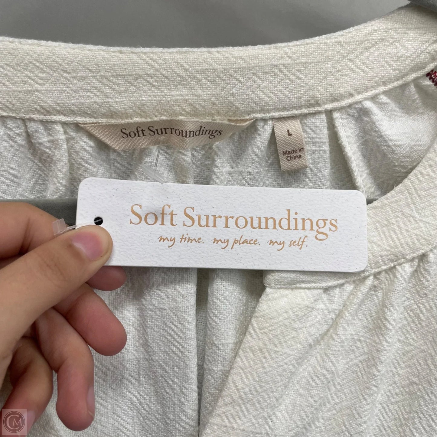 Tunic Long Sleeve By Soft Surroundings In Cream & Red, Size: L