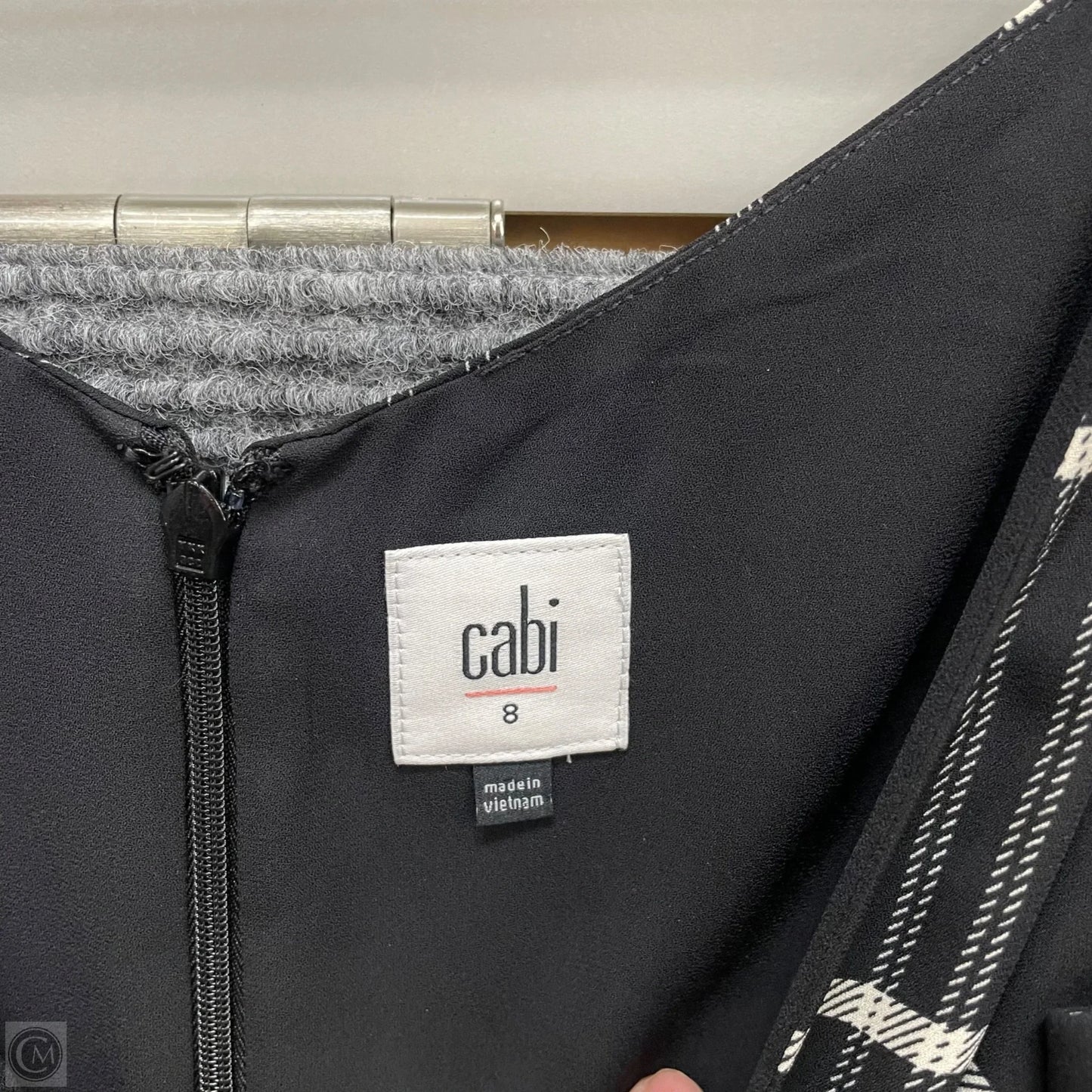 Blouse Sleeveless By Cabi In Black & White, Size: 8