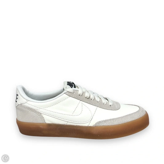 Shoes Sneakers By Nike In Grey & White, Size: 6