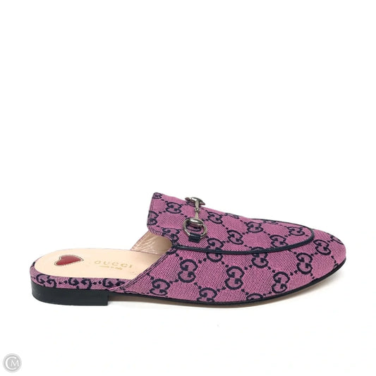 Shoes Luxury Designer By Gucci In Blue & Pink, Size: 7