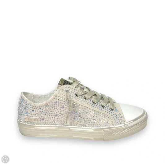 Shoes Sneakers By Vintage Havana In Beige, Size: 9