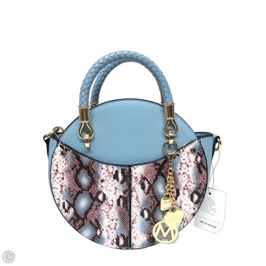 Crossbody By Clothes Mentor, Size: Medium