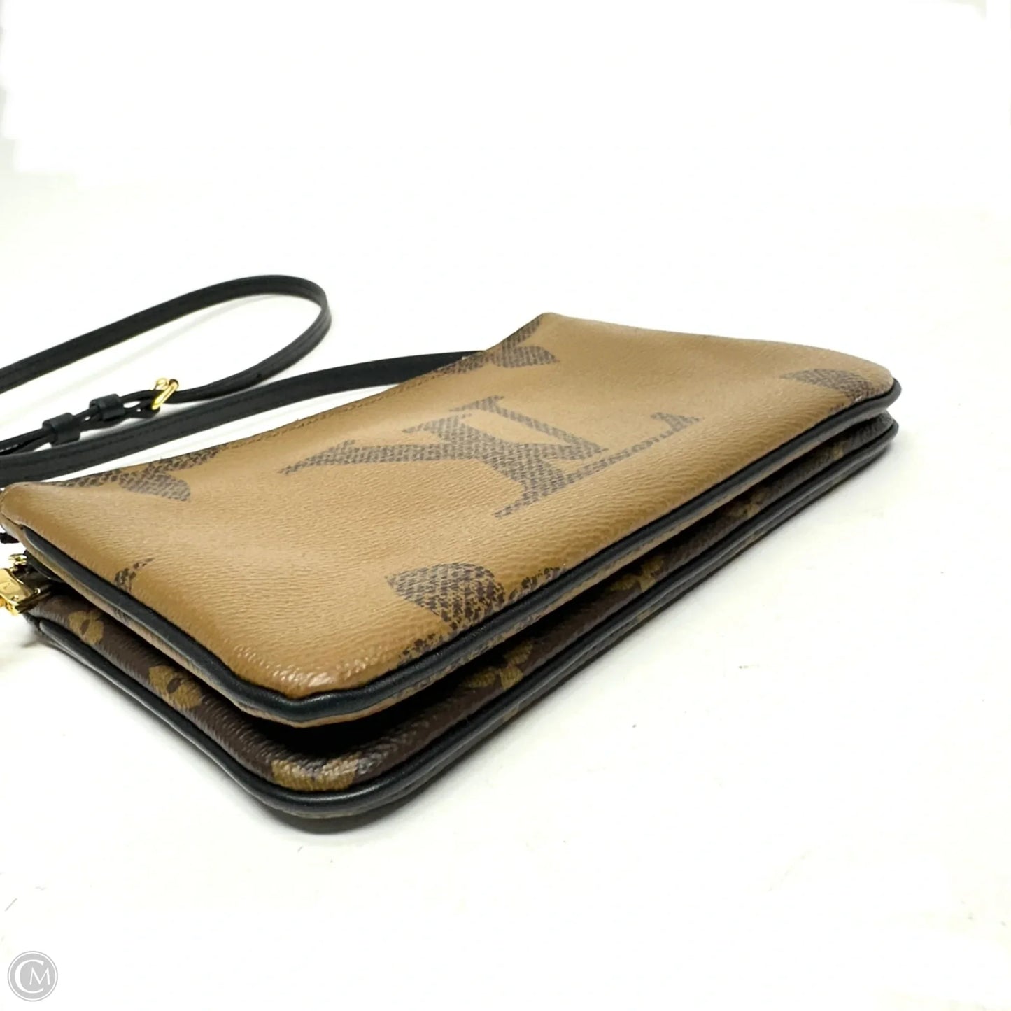 Crossbody Luxury Designer By Louis Vuitton, Size: Small