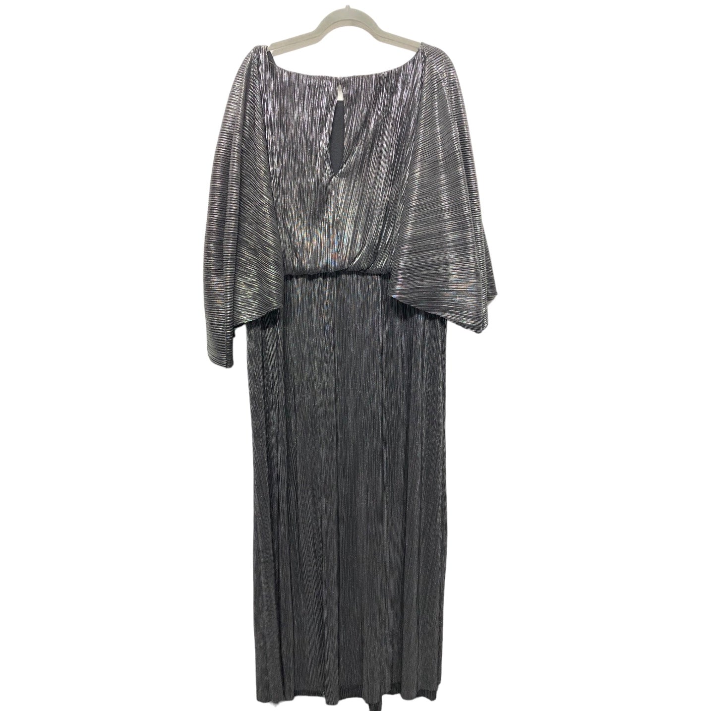 Dress Party Long By Clothes Mentor In Silver, Size: 2x