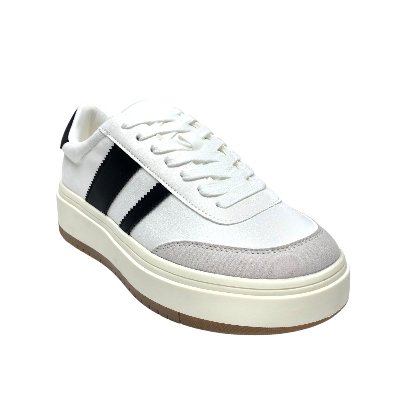 Shoes Sneakers By Clothes Mentor In Black & White, Size: 8.5