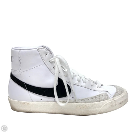 Shoes Sneakers By Nike In White, Size: 11