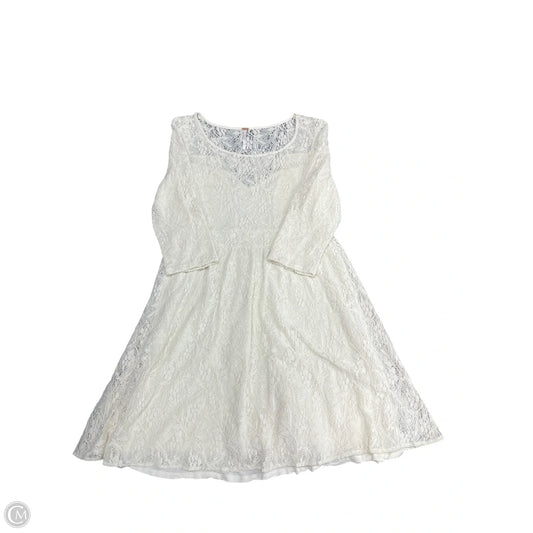 Dress Casual Short By Free People In Cream, Size: S