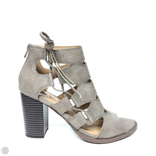 Sandals Heels Block By Report In Taupe, Size: 7