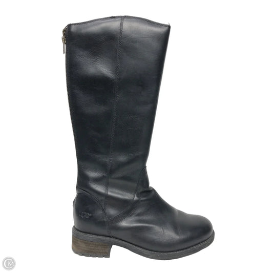 Boots Knee Flats By Ugg In Black, Size: 7.5