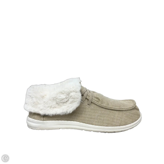 Shoes Flats By Magellan In Beige, Size: 10
