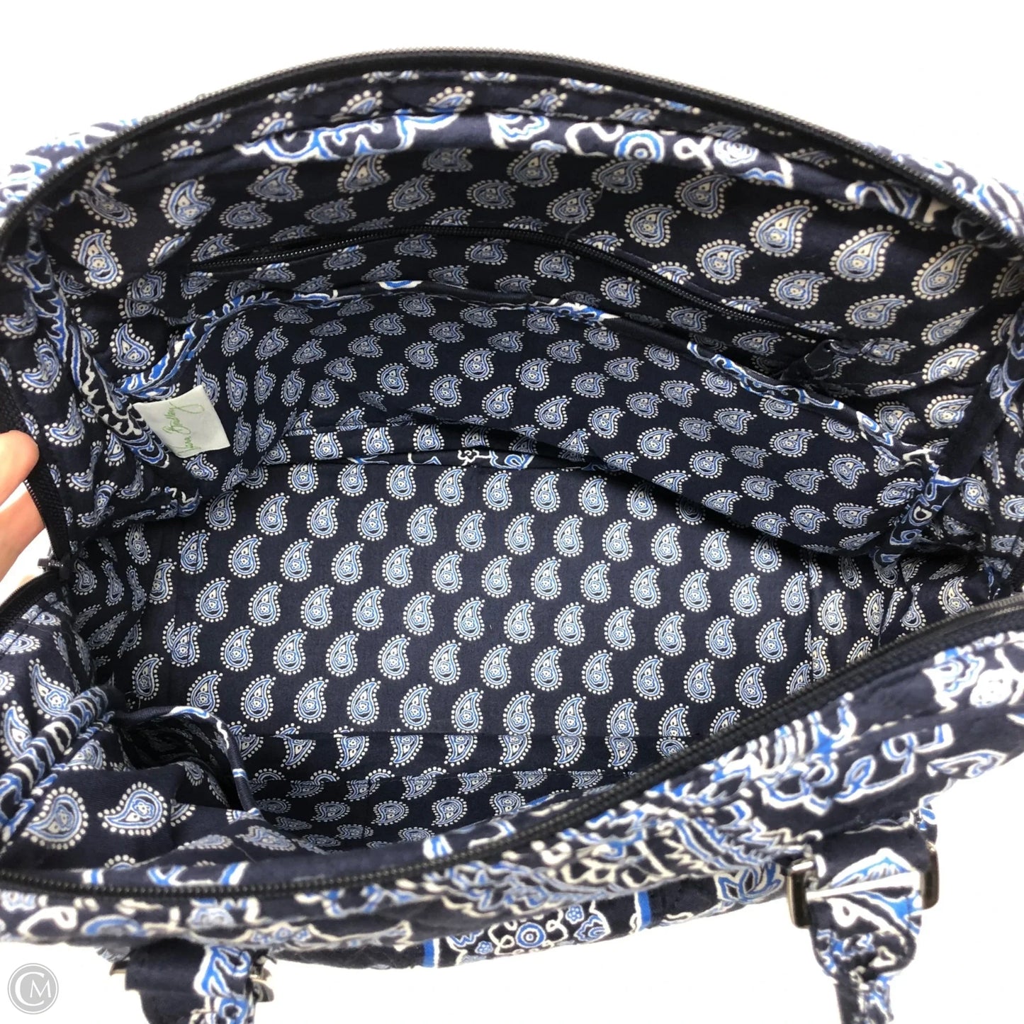 Handbag By Vera Bradley, Size: Medium