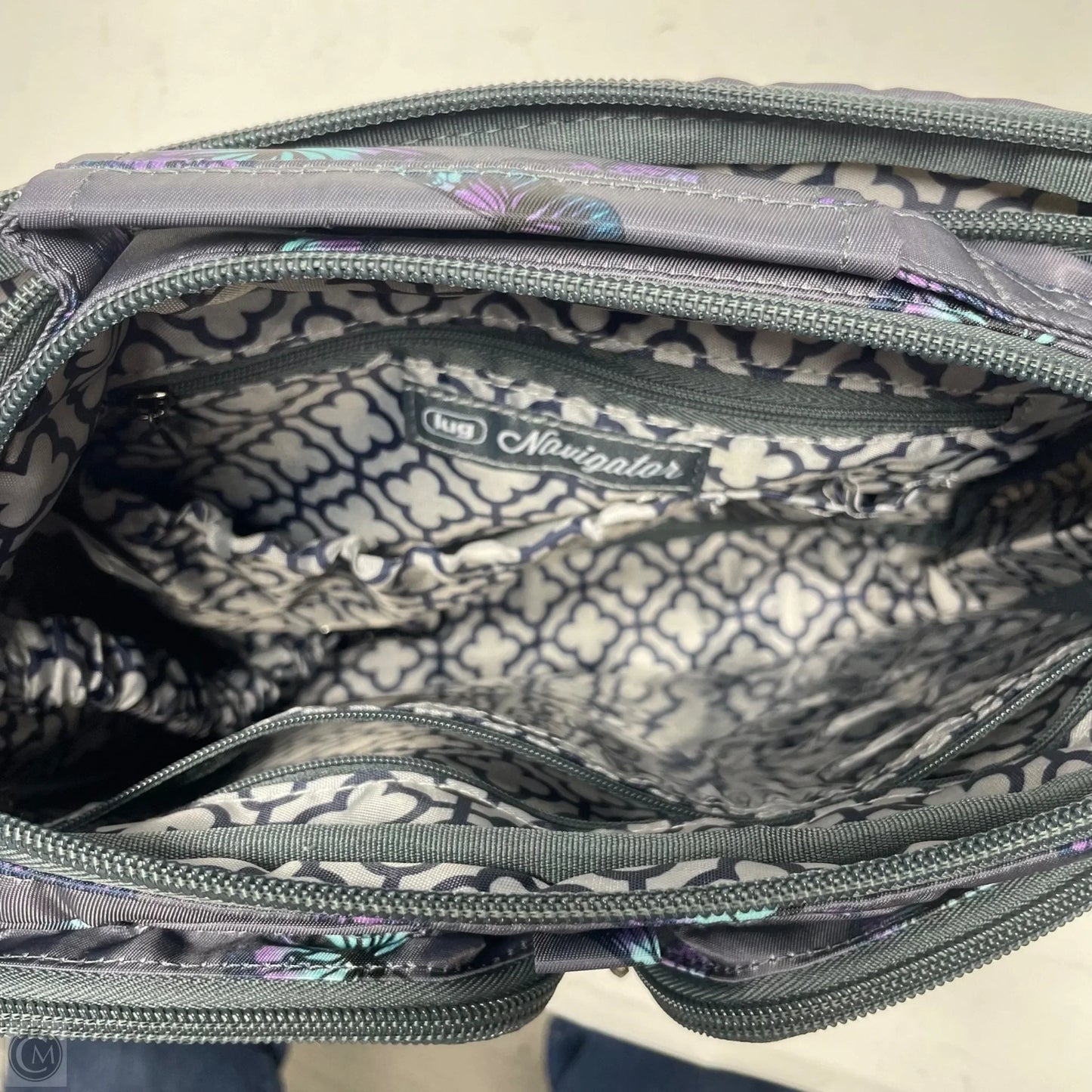 Crossbody By Cmc, Size: Medium