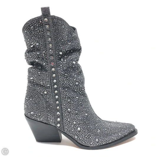 Boots Ankle Heels By Jessica Simpson In Black & Silver, Size: 6