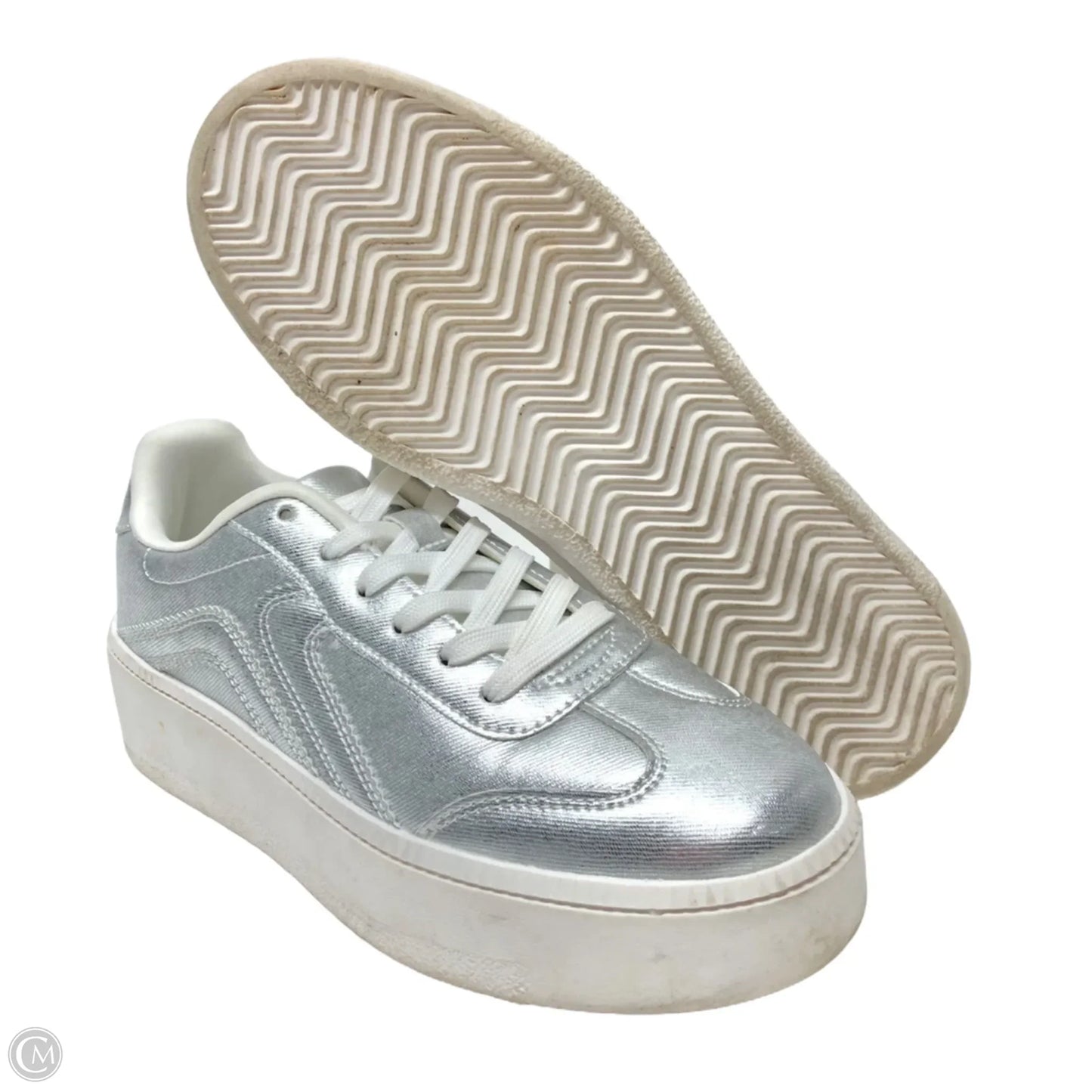 Shoes Sneakers By Call It Spring In Silver & White, Size: 7.5