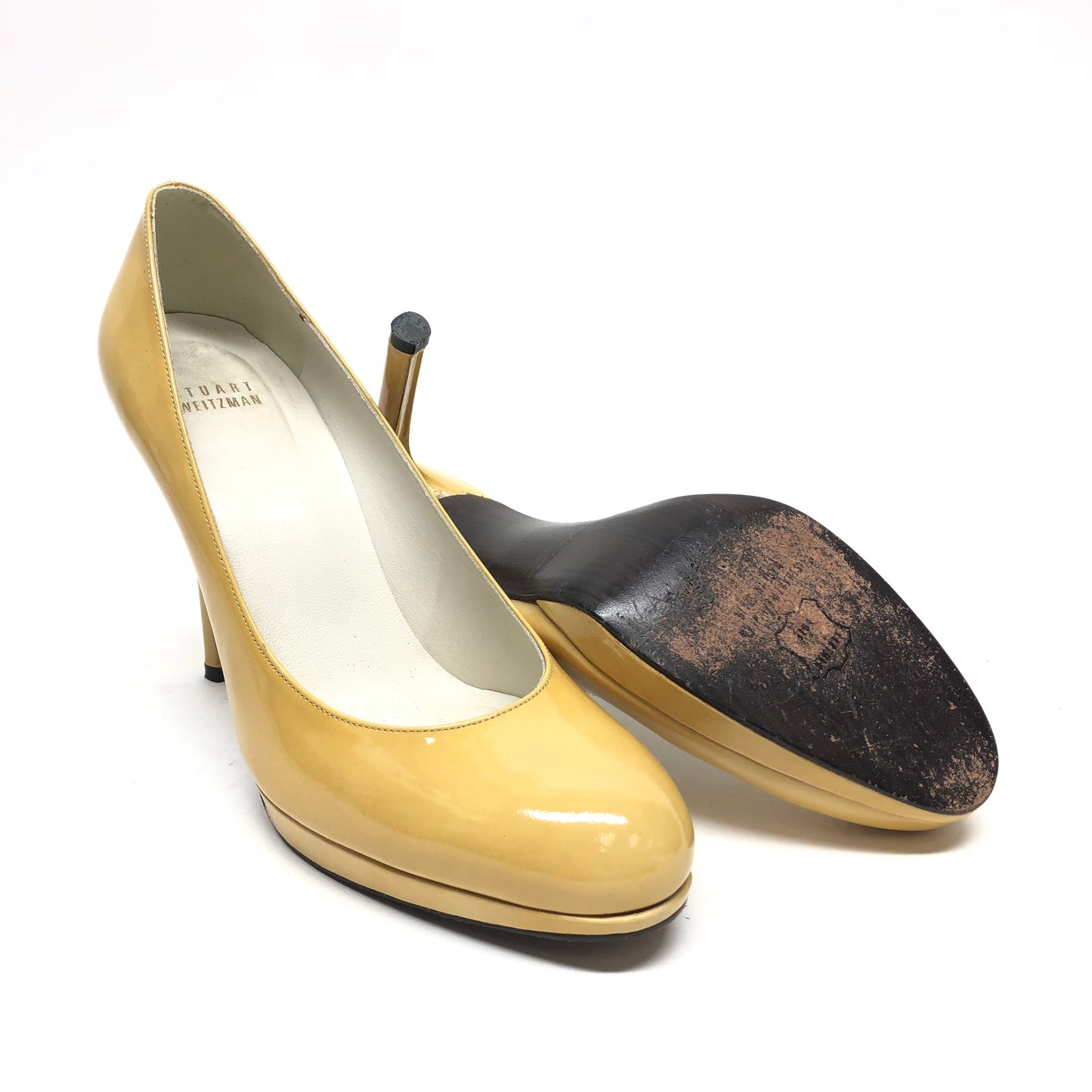 Shoes Designer By Stuart Weitzman In Yellow, Size: 8