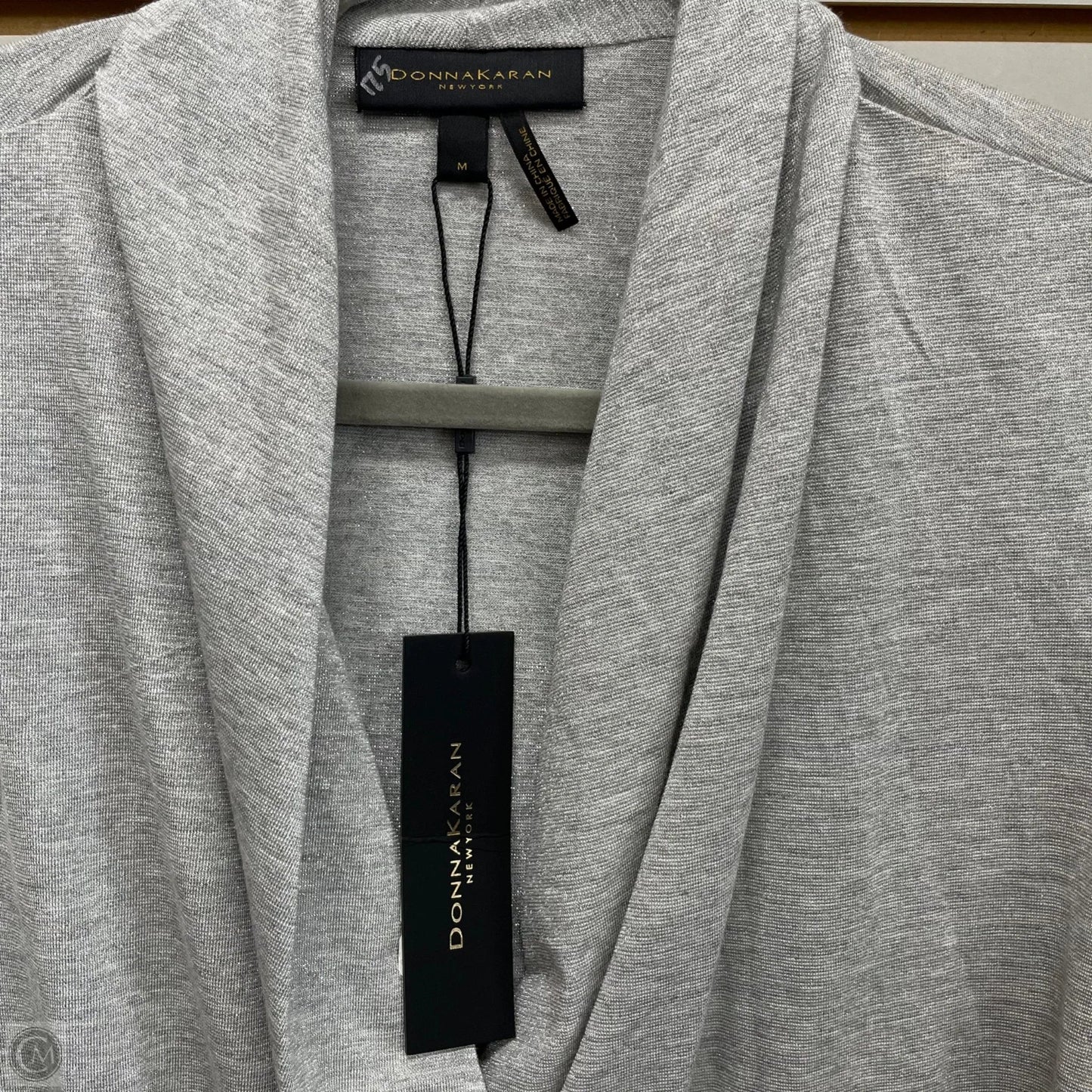 Top Long Sleeve By Donna Karan In Grey, Size: M