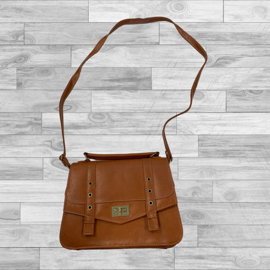 Crossbody By Clothes Mentor, Size: Medium