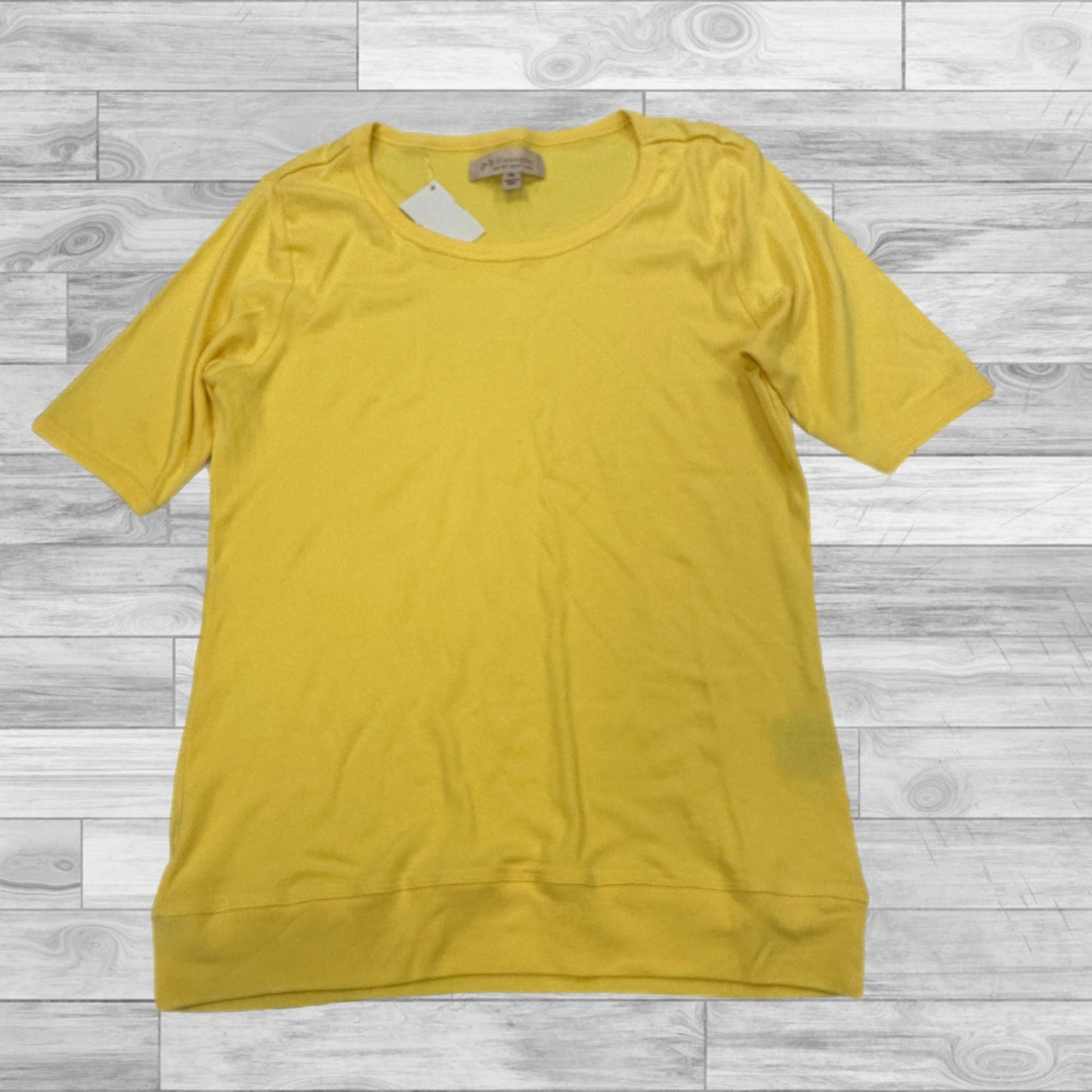 Top Short Sleeve By Philosophy In Yellow, Size: Lp