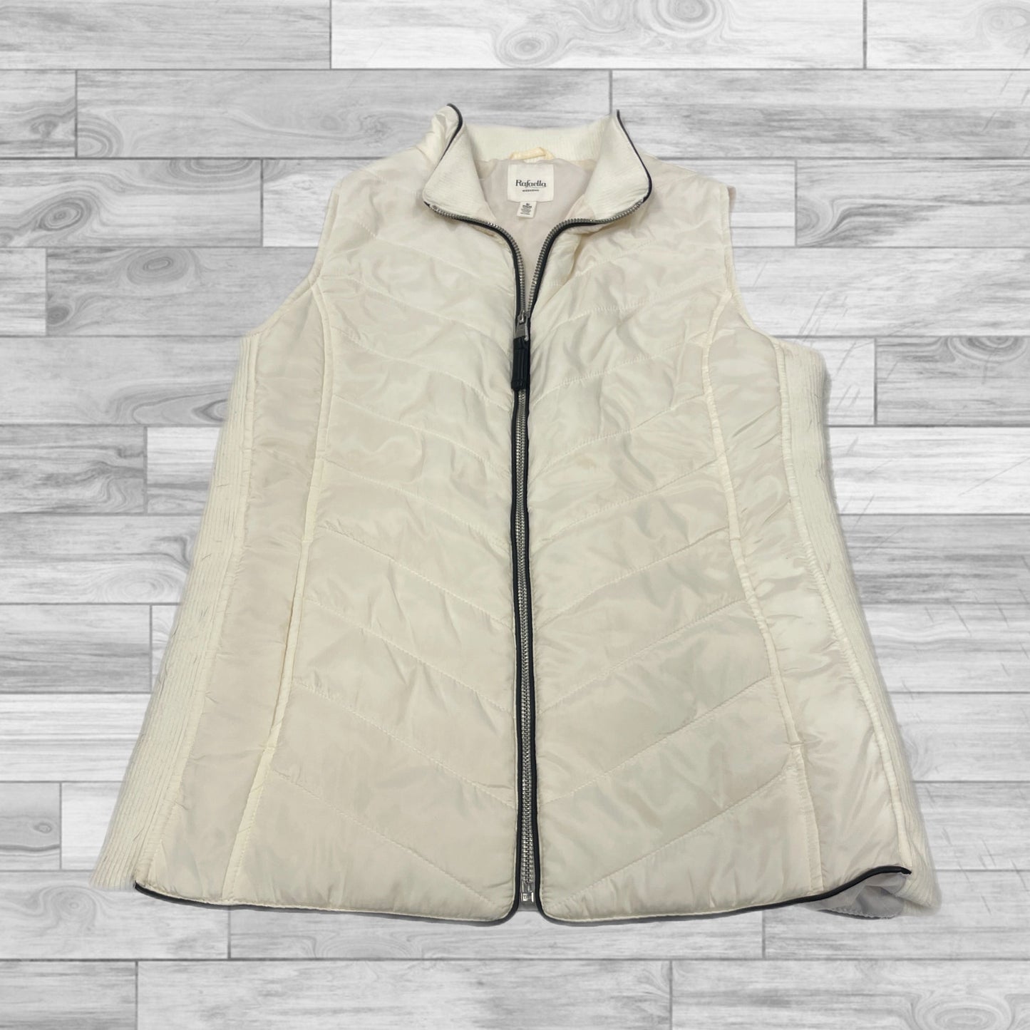 Vest Puffer & Quilted By Rafaella In White, Size: S