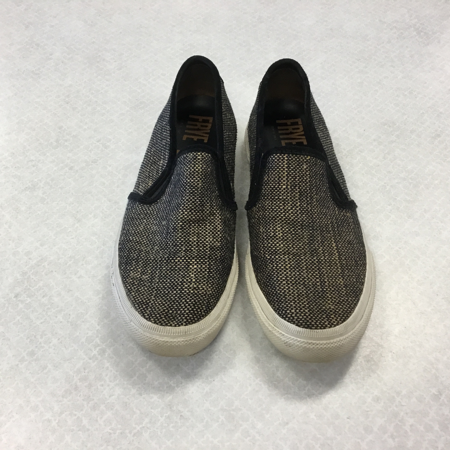 Shoes Designer By Frye  Size: 9.5