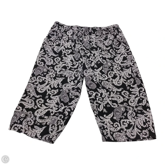 Capris By Karen Scott In Black & White, Size: L