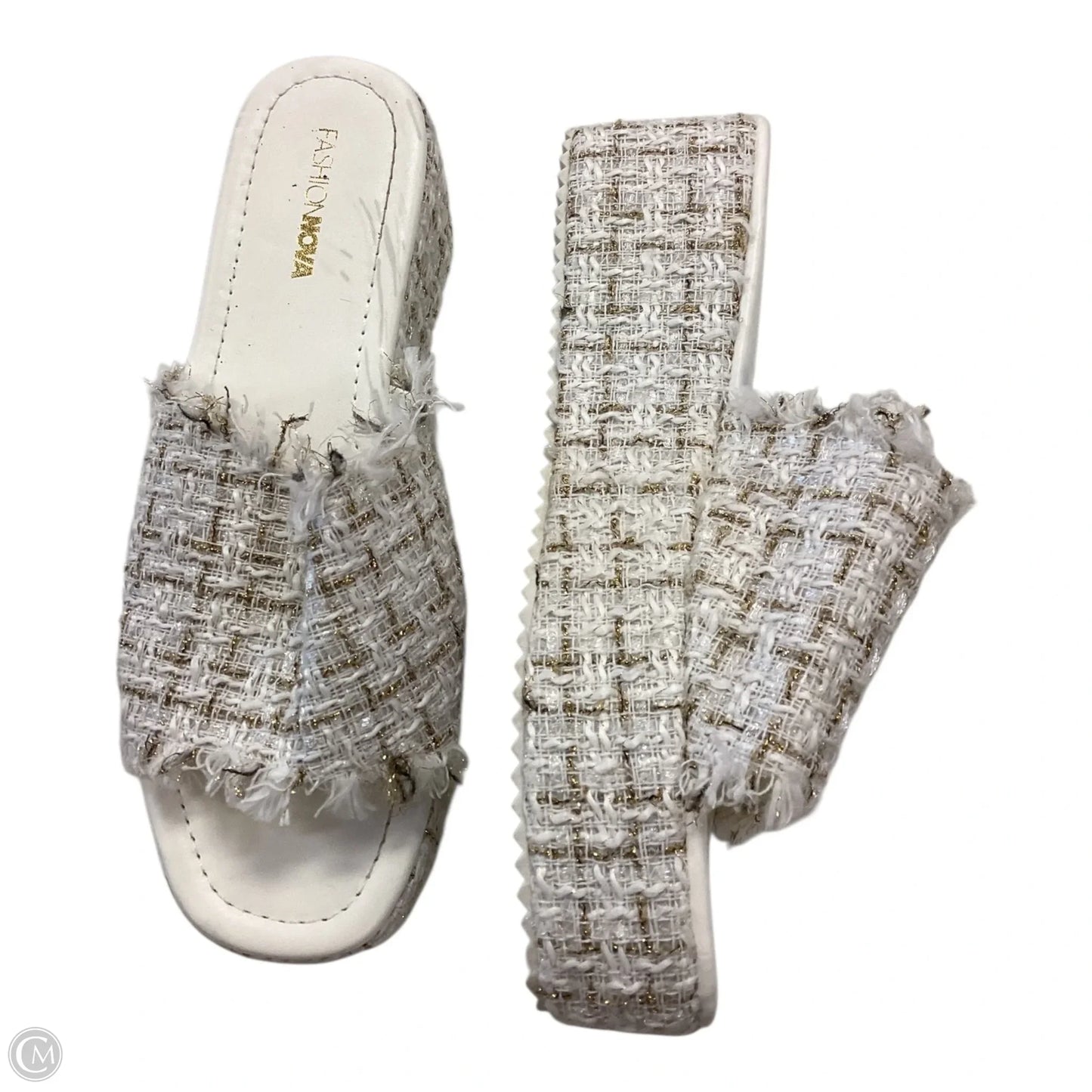 Shoes Heels Platform By Fashion Nova In Gold & White, Size: 10