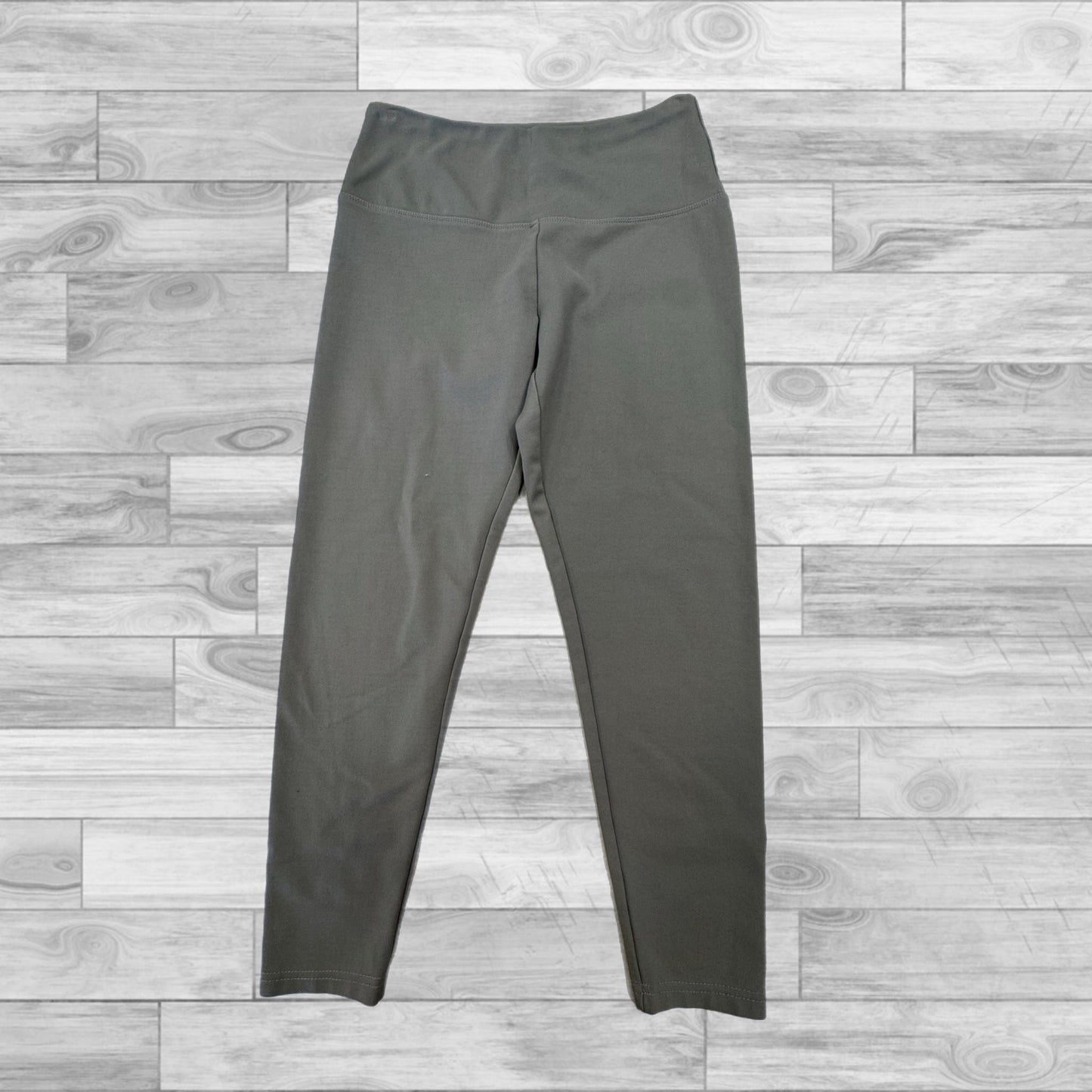 Athletic Capris By Lulu In Grey, Size: S