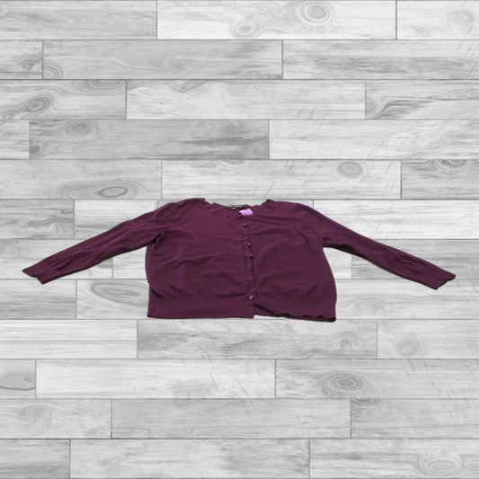 Top Long Sleeve By Cable And Gauge In Burgundy, Size: L