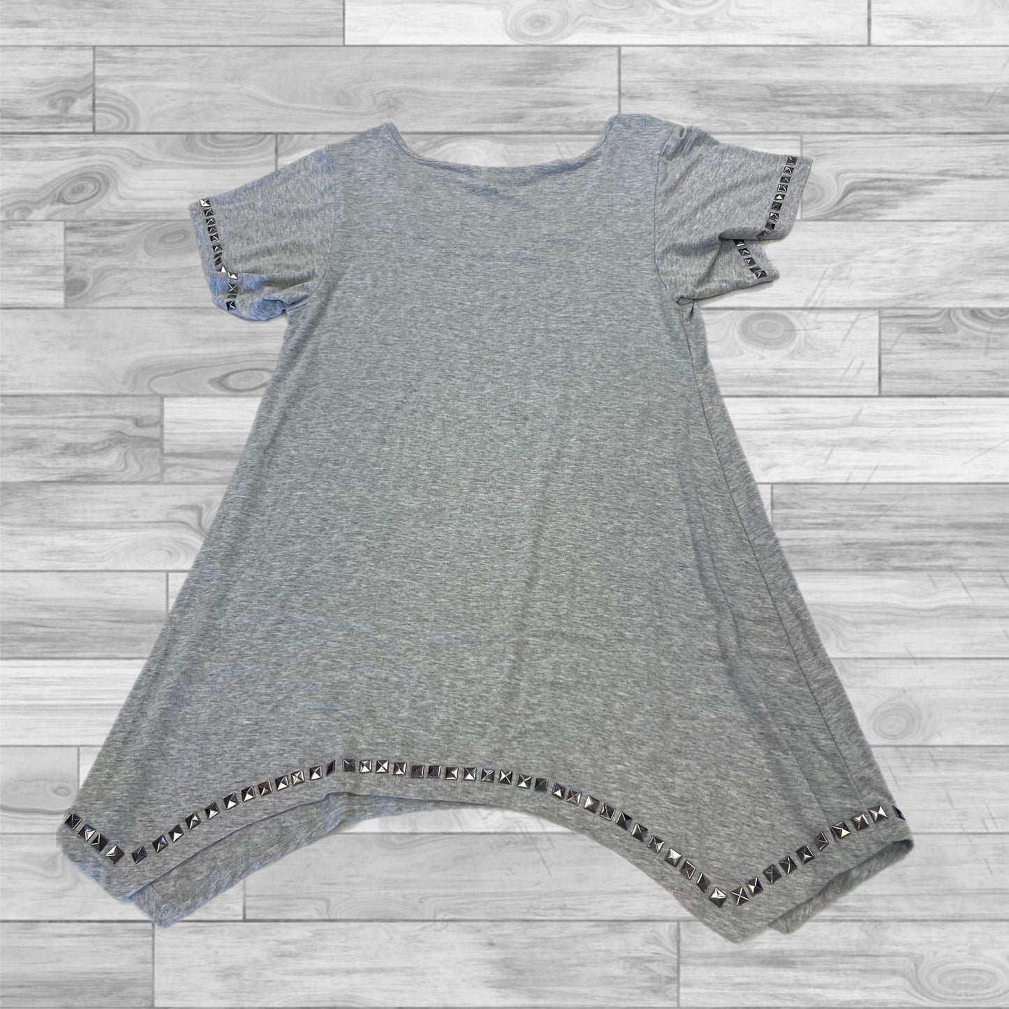 Top Short Sleeve Basic By Inc In Grey, Size: M