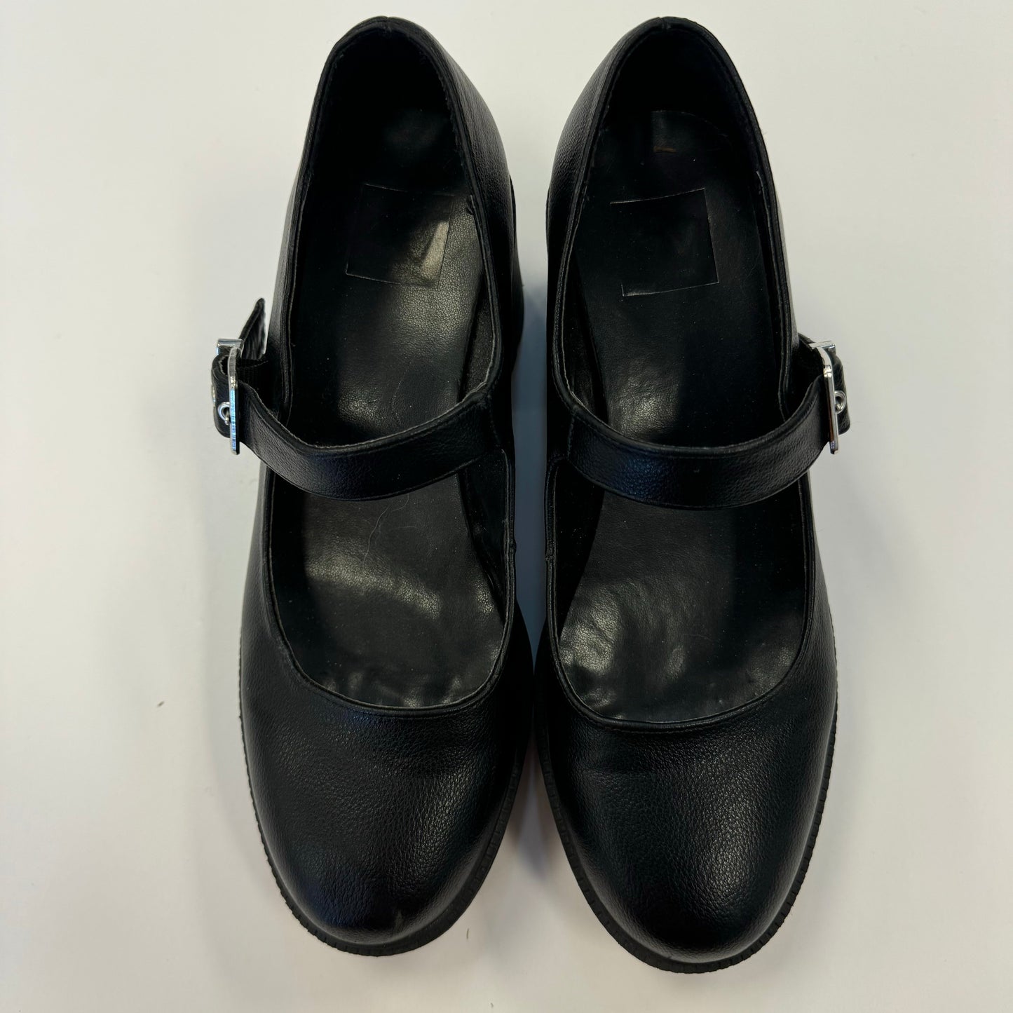 Black Shoes Sneakers Dolce Vita, Size 8
