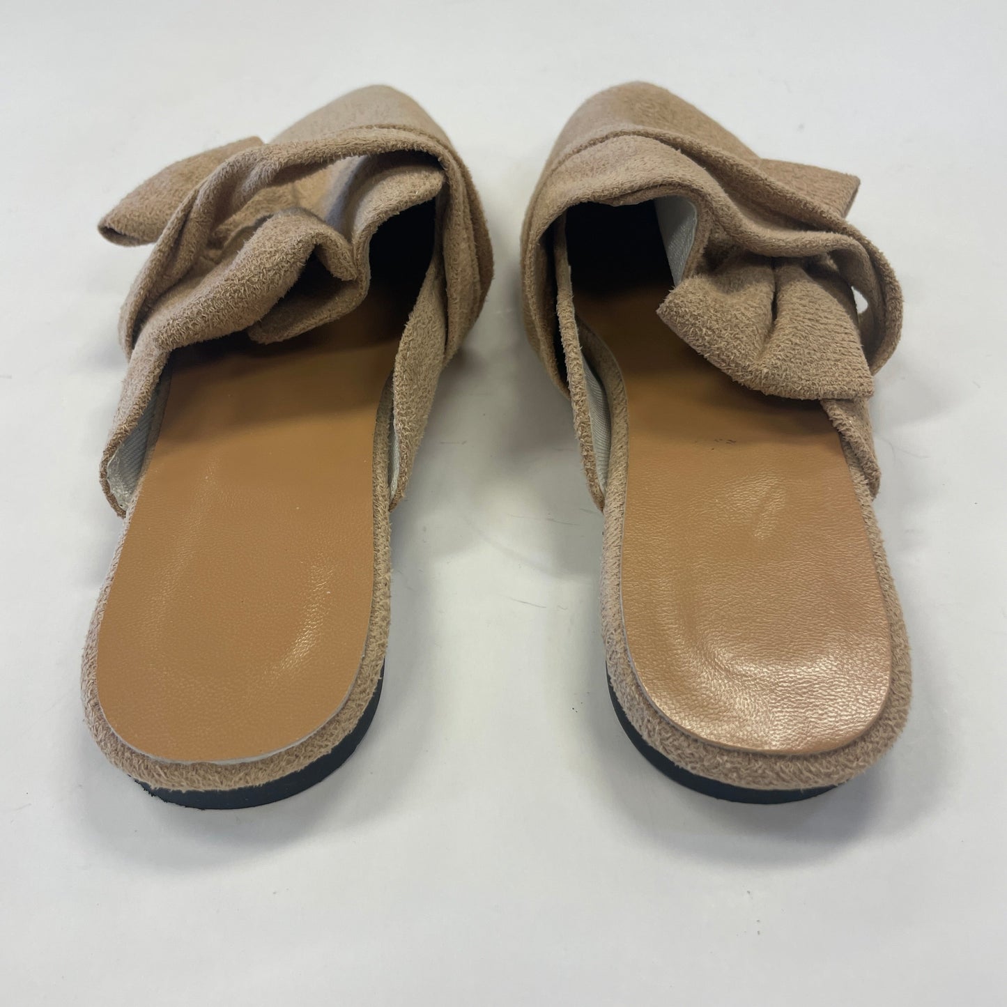 Shoes Flats By Clothes Mentor In Tan, Size: 8.5