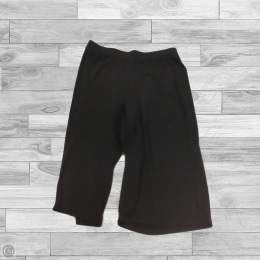 Capris By Lane Bryant In Black, Size: 18