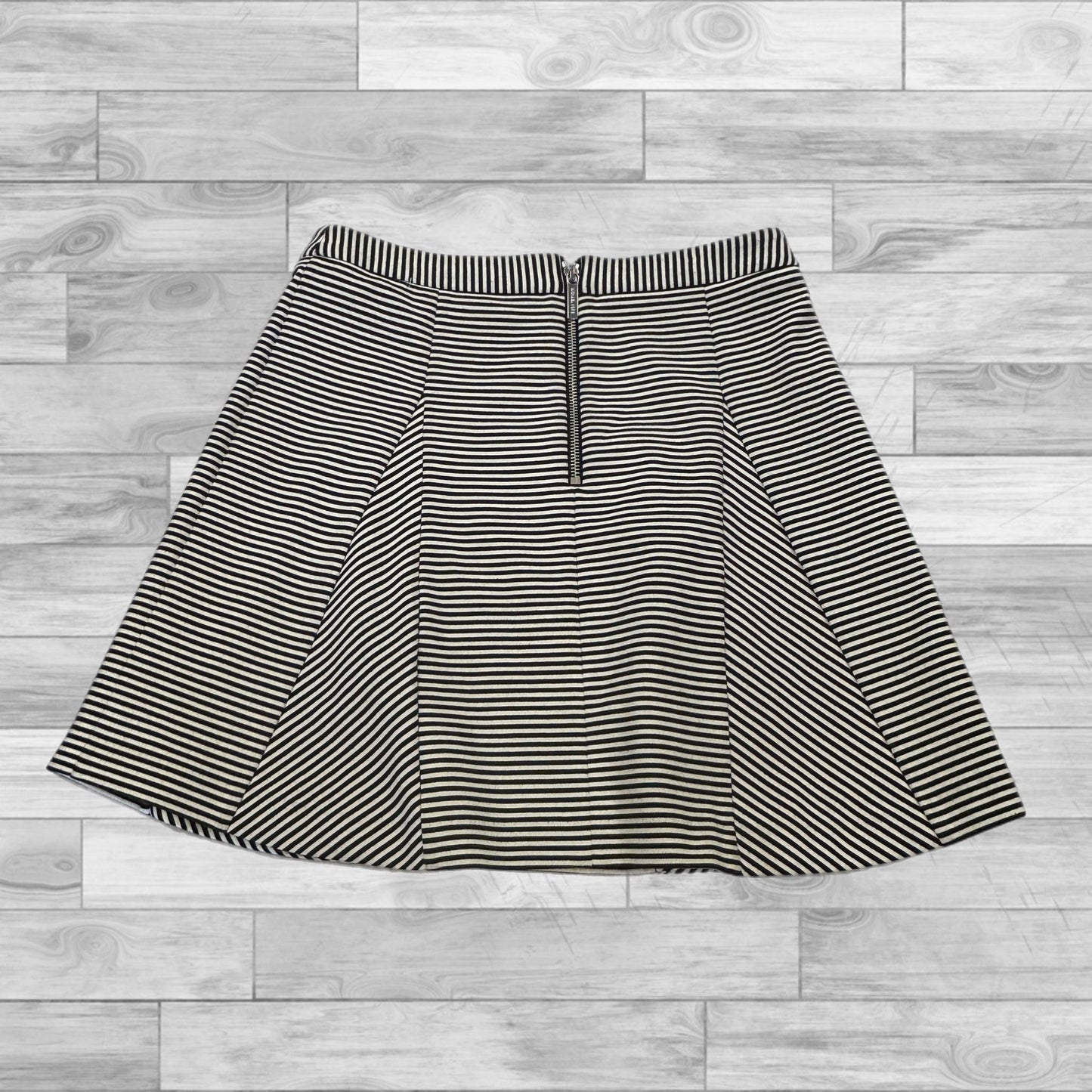 Skirt Mini & Short By Michael By Michael Kors In Black & White, Size: 2