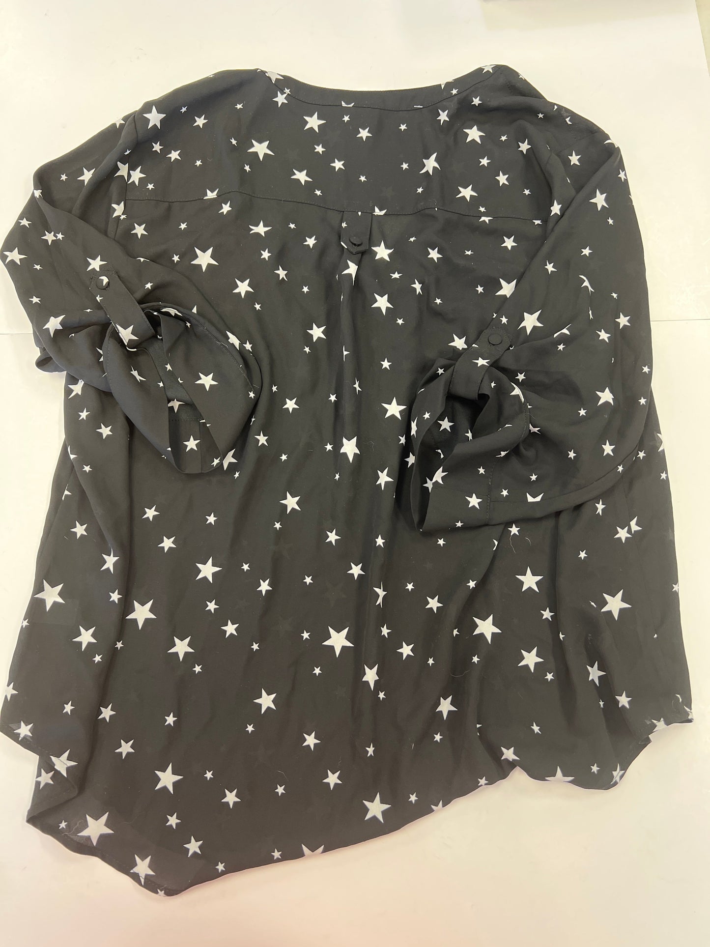 Black & White Top 3/4 Sleeve Torrid, Size 1