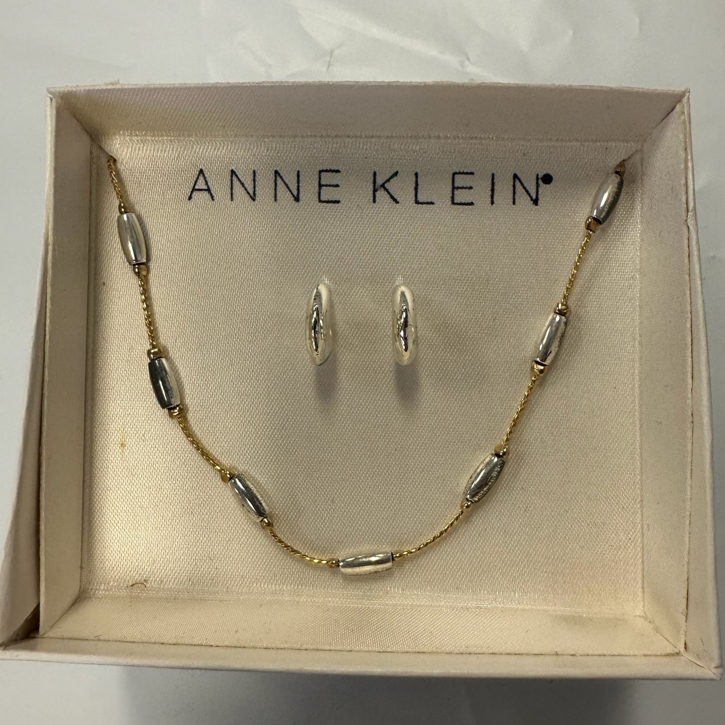 Necklace Set Anne Klein, Size 02 Piece Set