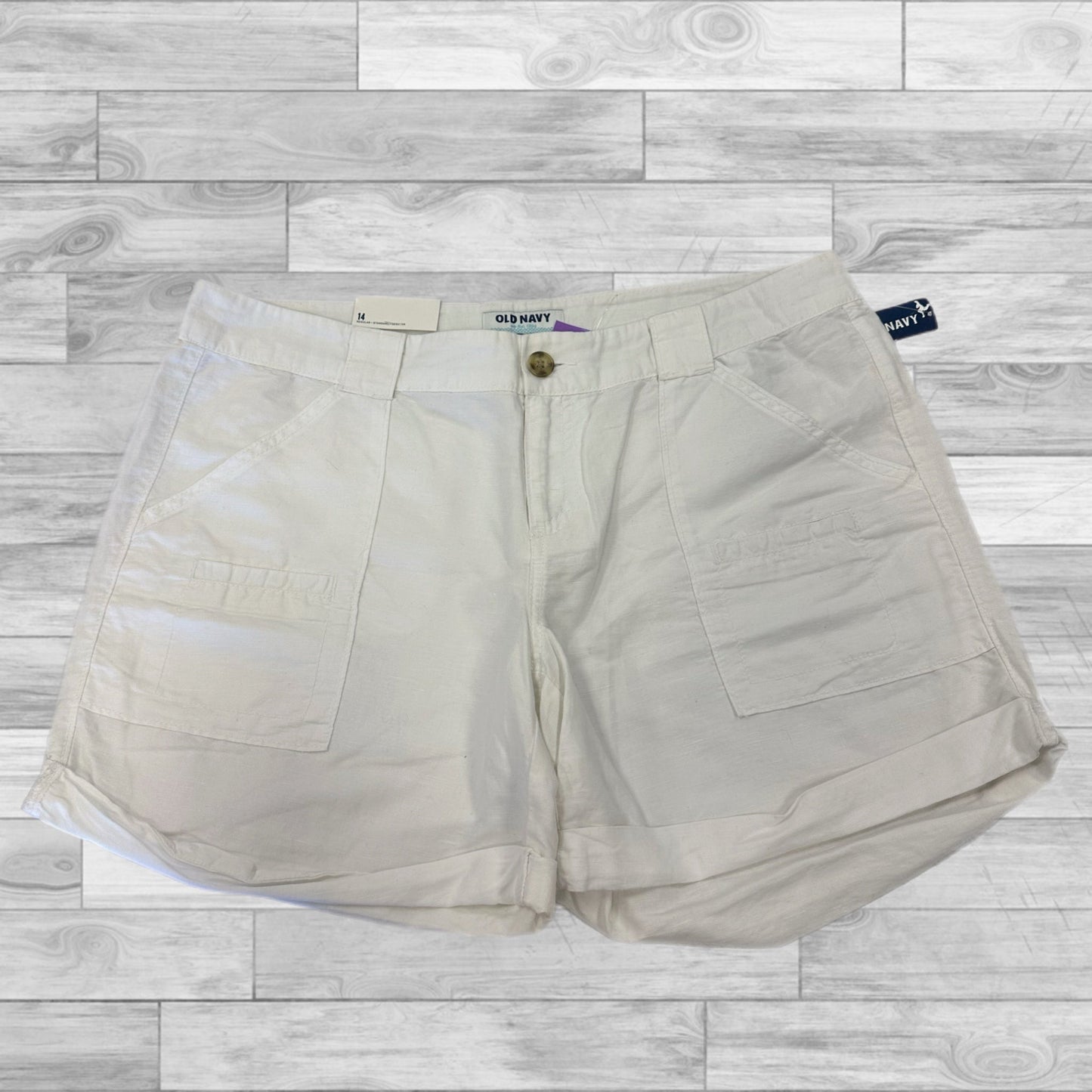 White Shorts Old Navy, Size 14