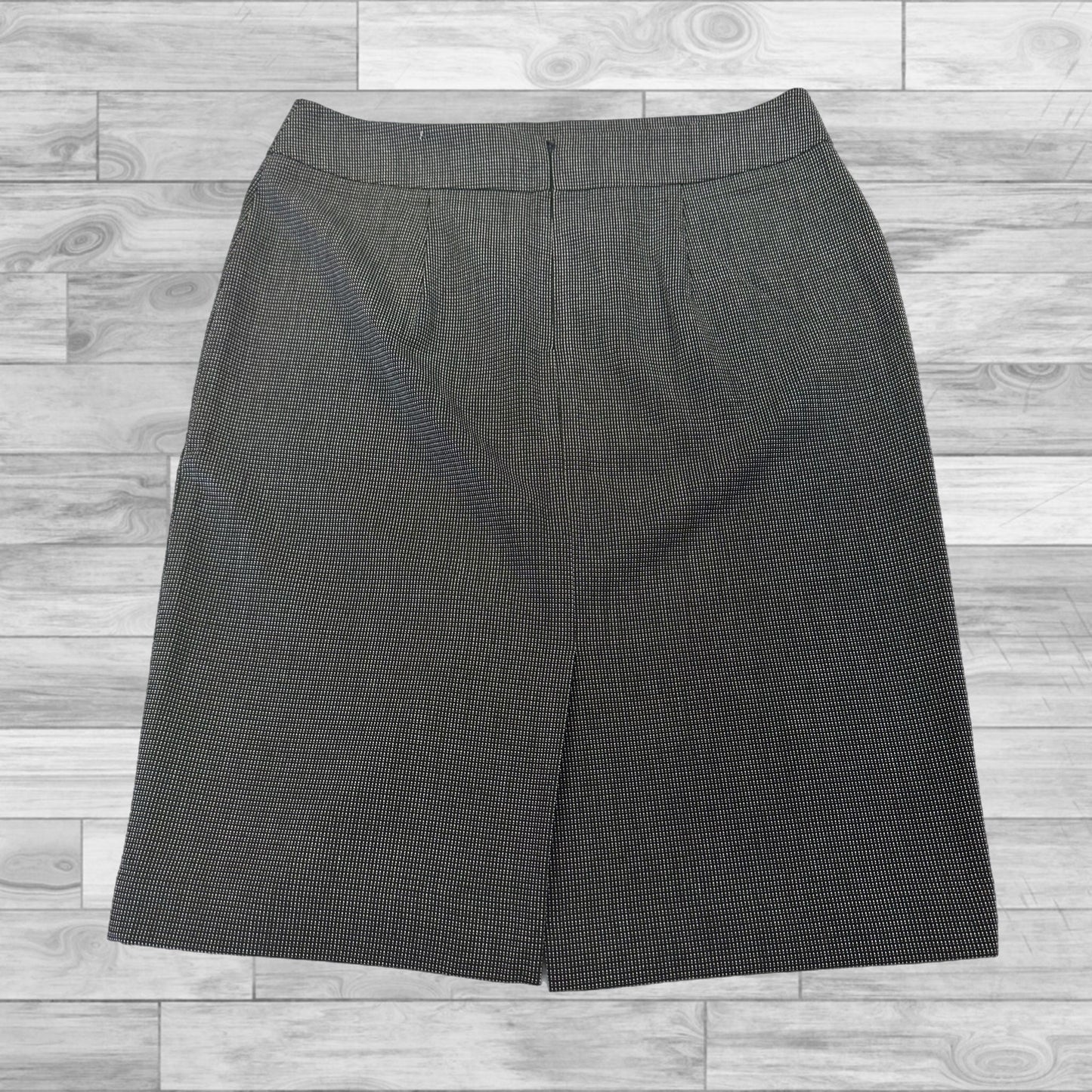 Skirt Mini & Short By Loft In Grey, Size: 4p