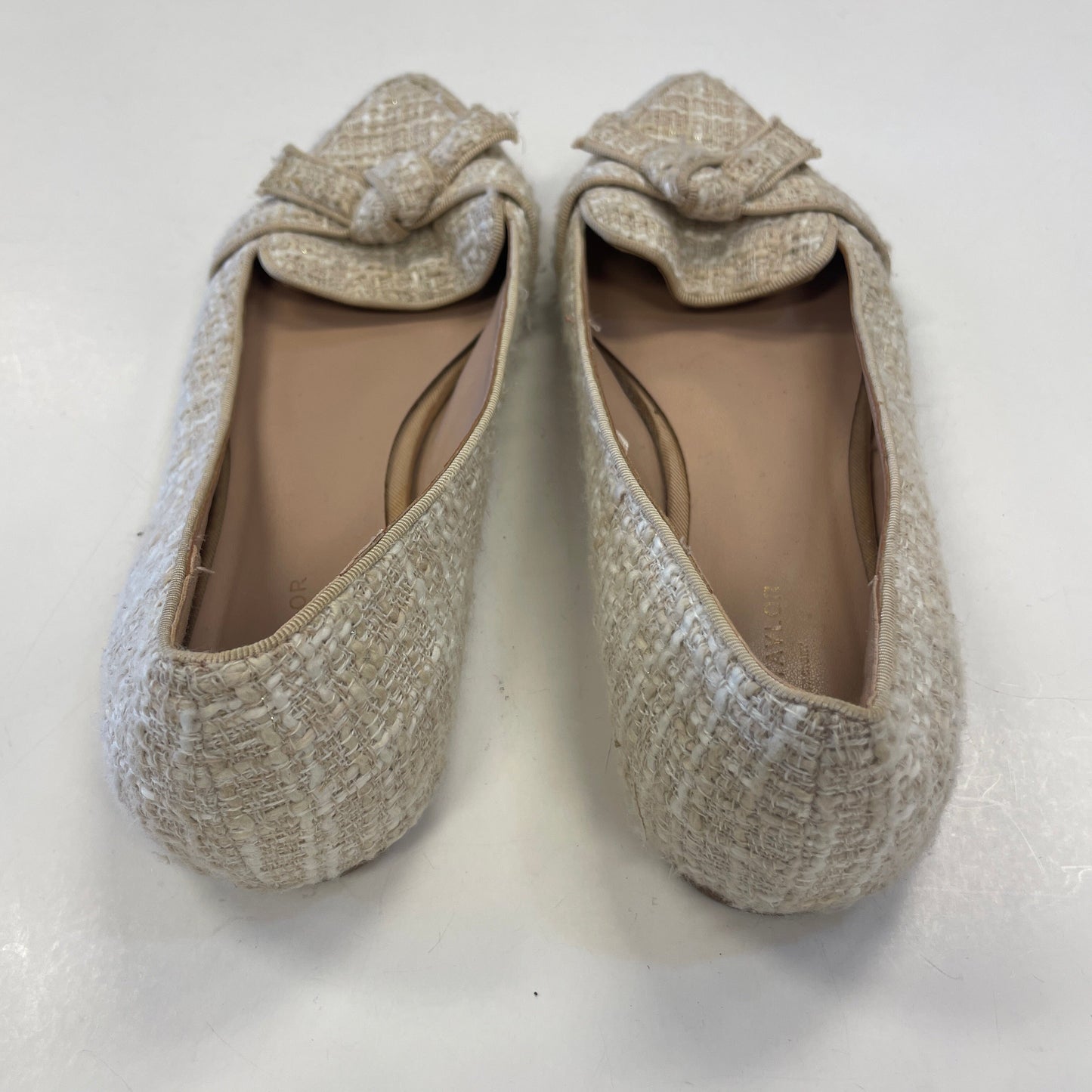 Shoes Flats By Ann Taylor In Beige, Size: 7