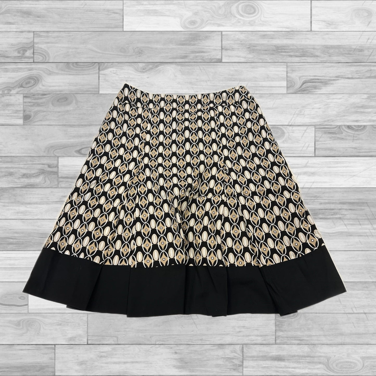 Skirt Mini & Short By Ann Taylor In Black & Gold, Size: 4