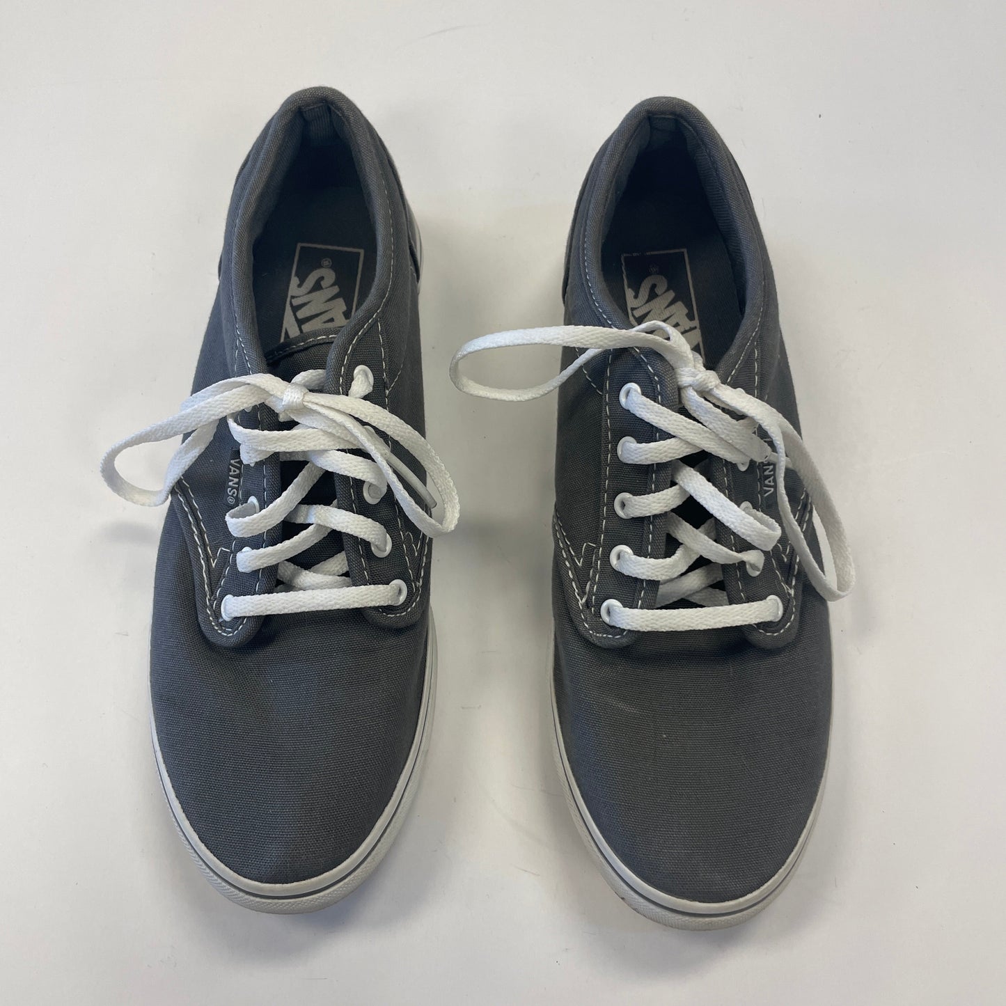 Shoes Sneakers By Vans In Grey, Size: 7.5