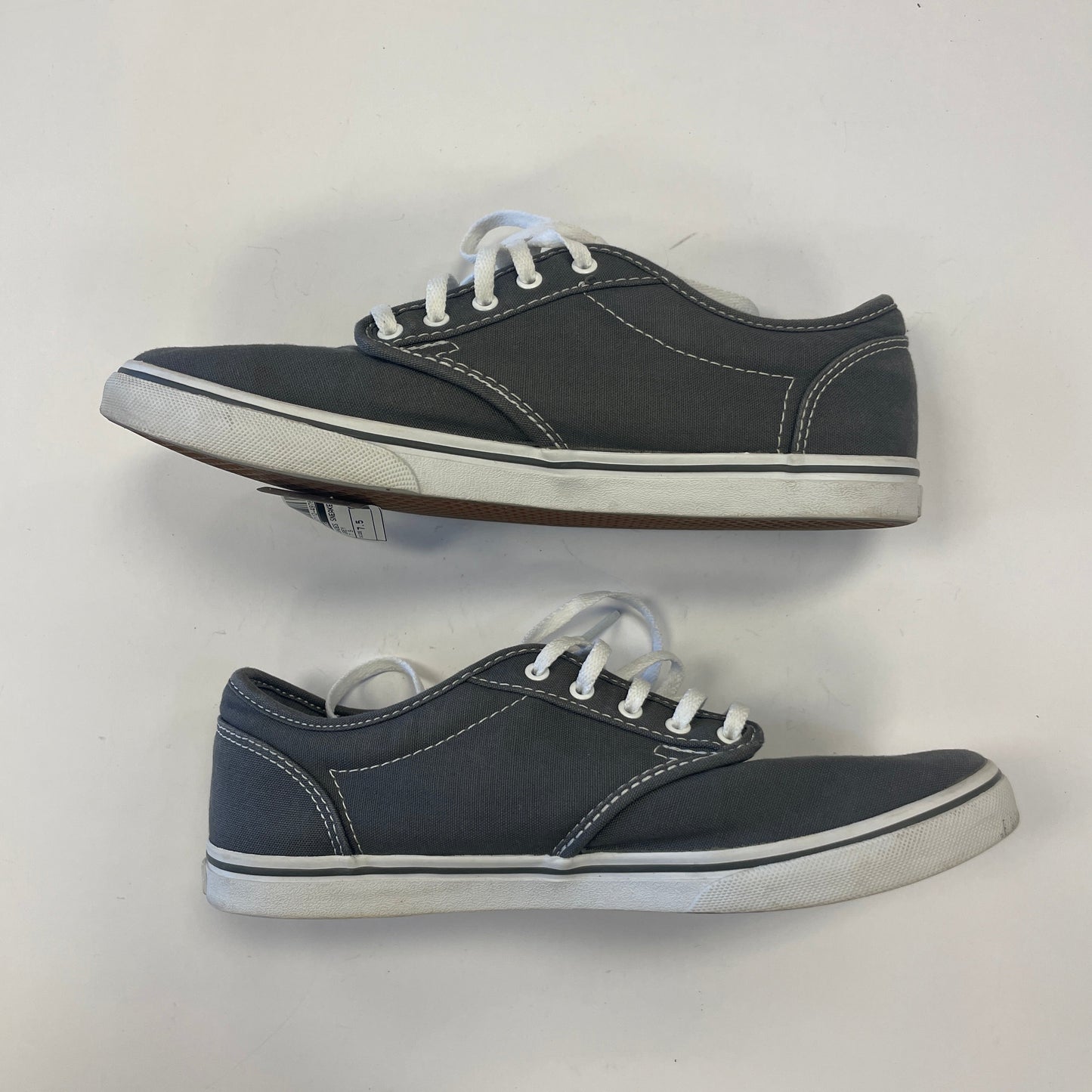 Shoes Sneakers By Vans In Grey, Size: 7.5