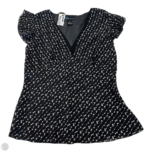 Blouse Short Sleeve By Clothes Mentor In Black & White, Size: 14