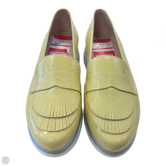 Shoes Flats By Clothes Mentor In Yellow, Size: 6