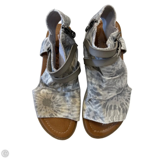 Sandals Flats By Blowfish In Grey, Size: 6