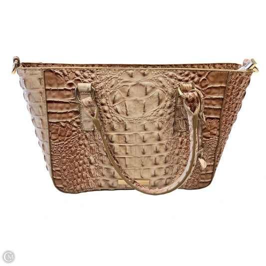 Handbag By Clothes Mentor, Size: Medium