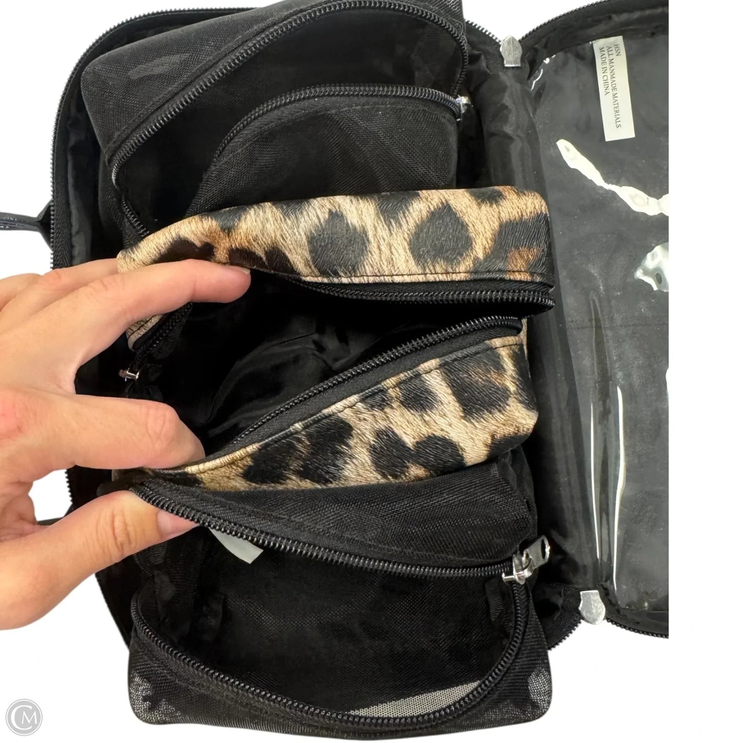 Makeup Bag By Clothes Mentor, Size: Large