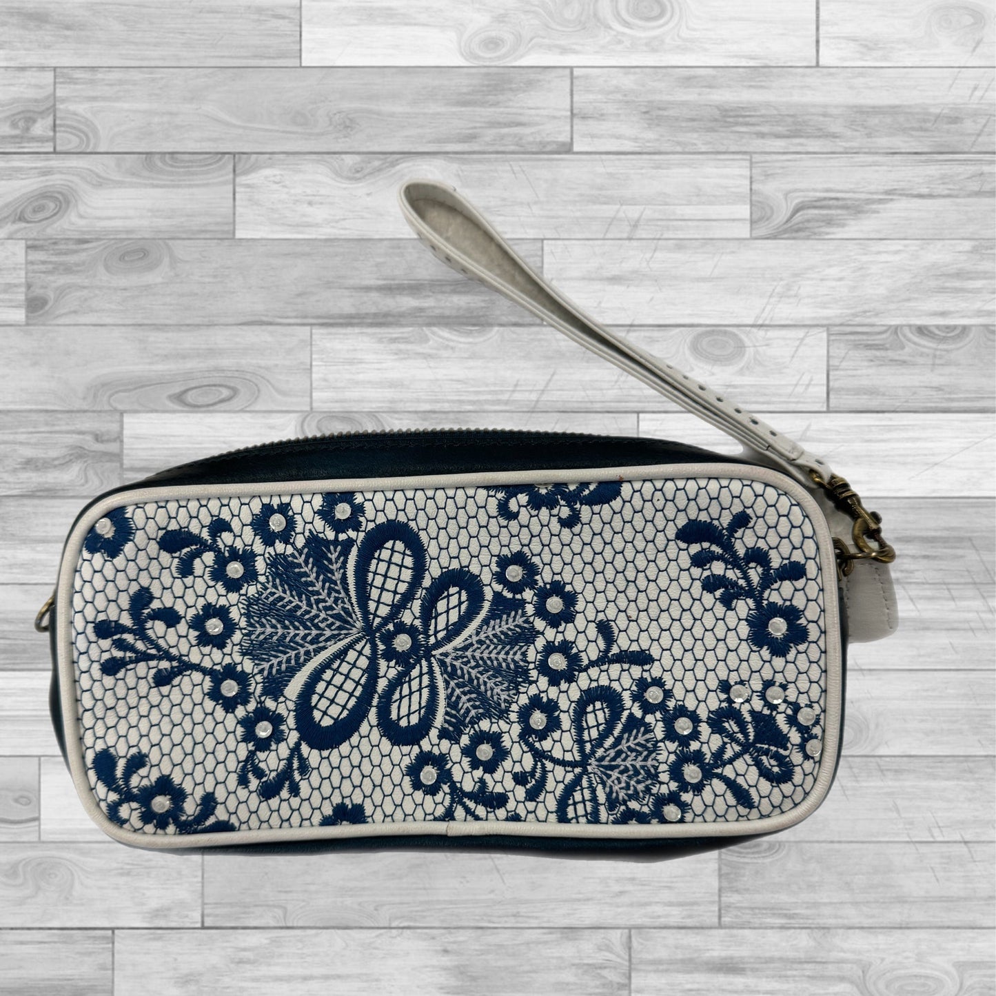 Wristlet Isabella Fiore, Size Small