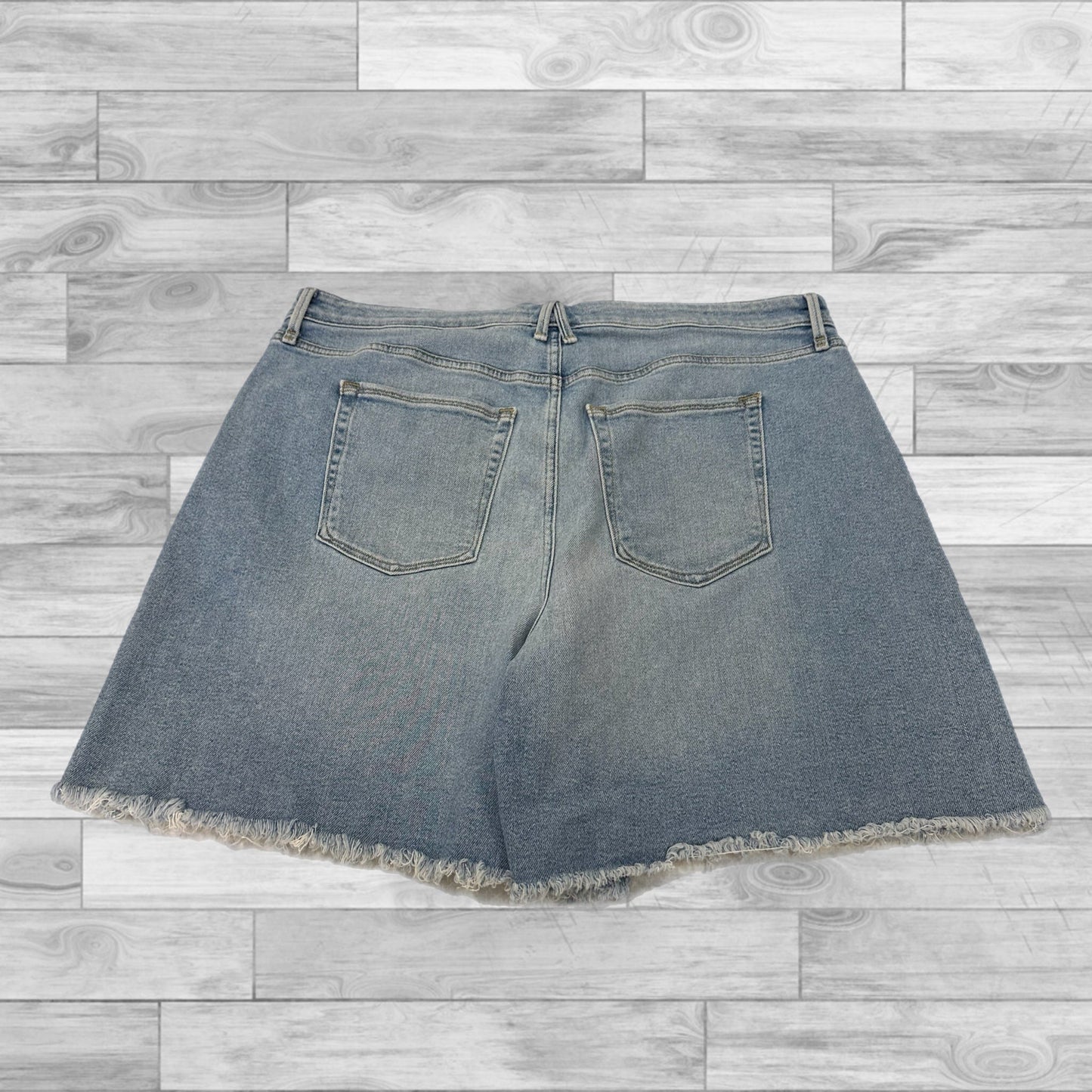 Blue Denim Shorts Good American, Size 18