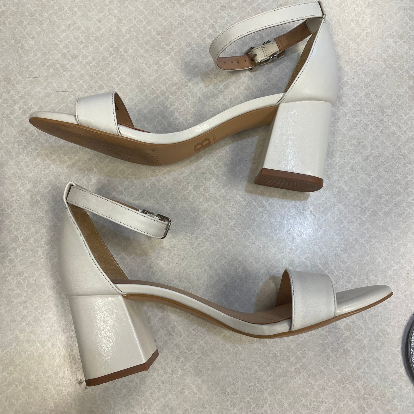 Shoes Heels Block By Gianni Bini In White, Size: 7.5