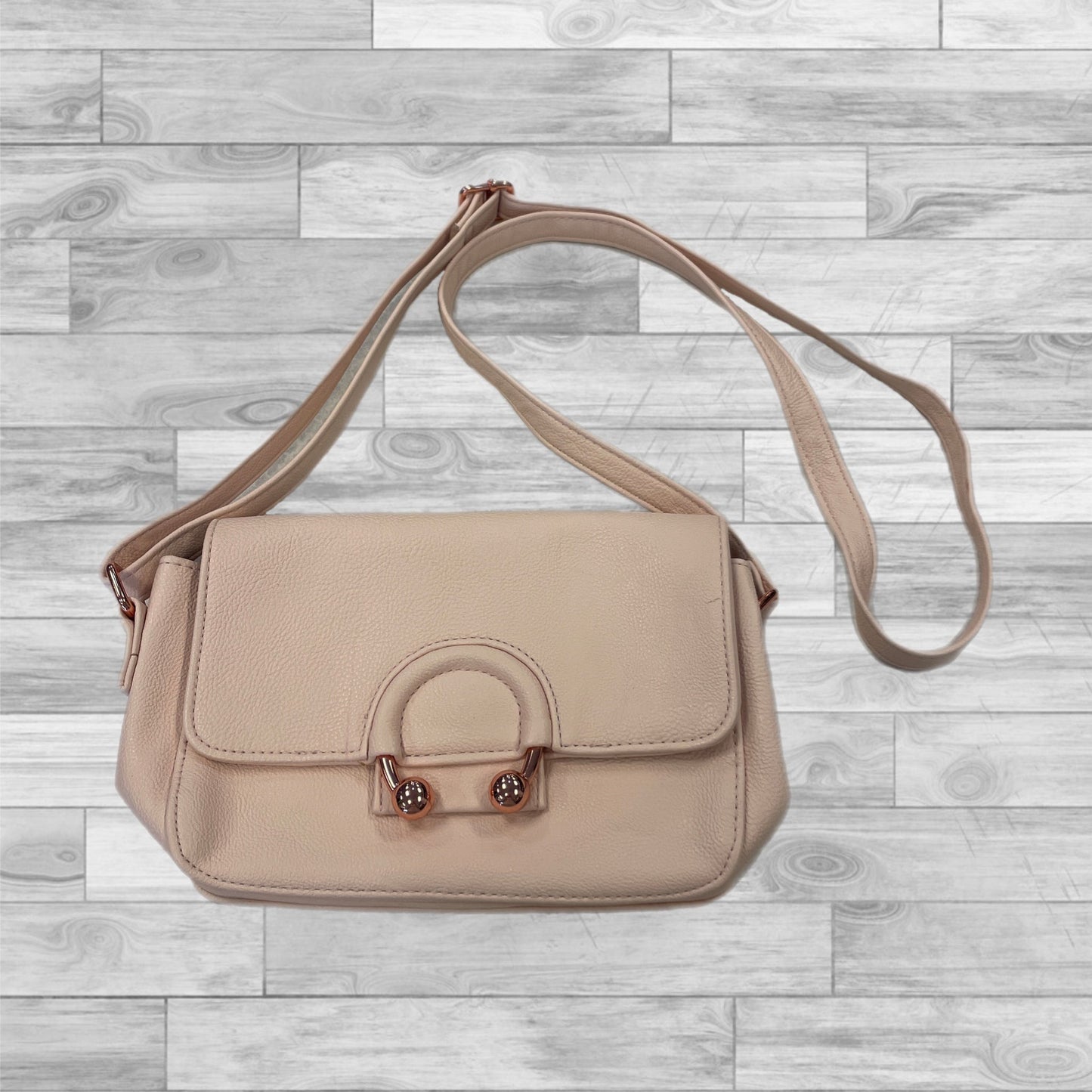 Crossbody By Clothes Mentor, Size: Small